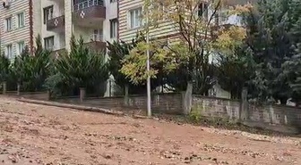 Adıyaman Gölbaşı'nda şiddetli yağış Mimar Sinan Mahallesi'nde taşkın oluşturdu