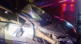 Balıkesir Ayvalık'ta İzmir-Çanakkale kara yolunda tek taraflı kazada 1 kişi yaralandı
