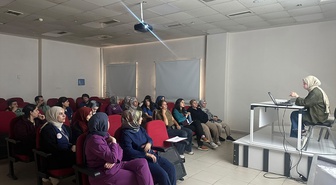 Batman Kozluk'ta ebelere yenidoğan canlandırma eğitimi verildi