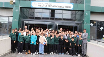 Bilecik Bozüyük'te Kaymakam Helvacı, iki okulda eğitim çalışmalarını inceledi