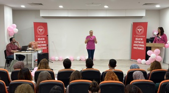 Bilecik Eğitim ve Araştırma Hastanesi'nde meme kanseri farkındalık eğitimi verildi