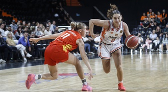 Çimsa ÇBK Mersin, FIBA Kadınlar Eurocup D Grubu maçında Sleza Wroclaw'ı 72-59 yendi