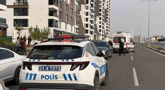 Diyarbakır Kayapınar'da iki taraf arasında çıkan kavgada 2 kişi yaralandı