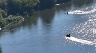 Edirne'de Meriç Nehri'nde göçmen botu alabora oldu, 1 çocuk öldü, 2 çocuk kayboldu