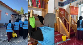 Erzincan'da Terzi Baba Yurdu öğrencileri cami ziyaretinde temizlik yaptı