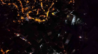 İstanbul'da selin vurduğu Sarıyer Ayazağa'da enkaz kurtarma çalışmaları sürüyor
