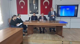 Manisa Sarıgöl'de okul güvenliği ve protokol kurallarına ilişkin toplantı yapıldı