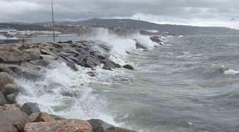 Meteoroloji verilerine göre Balıkesir Bandırma'da yağış 47,8 olarak ölçüldü