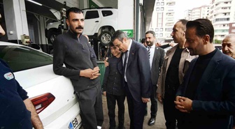 MHP Diyarbakır İl Başkanı Özcoşkun, esnafa Terörsüz Türkiye sürecini anlattı