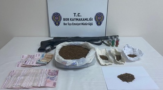 Niğde Bor'da uyuşturucu operasyonunda 3 şüpheliden 1'i tutuklandı