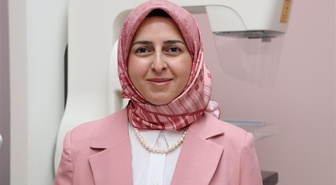 Sivas'ta Dr. Kübra Nalbant, 40-69 yaş kadınlara iki yılda bir mamografi çağrısı yaptı