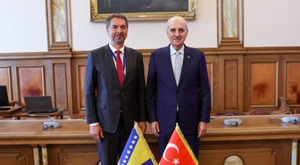 TBMM Başkanı Kurtulmuş, Roma'da Bosna Hersekli Çavara'yı kabul etti