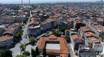 Yaklaşık 112 yıl önce kurulan Muallim Yahya İlkokulu, tarihi binada eğitim sürdürüyor