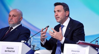 Bakan Bayraktar, nükleer enerjide 2050'ye kadar en az 20 GW hedeflediklerini açıkladı