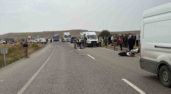 Diyarbakır Bismil'de minibüsle çarpışan motosiklet sürücüsü 14 yaşındaki çocuk öldü