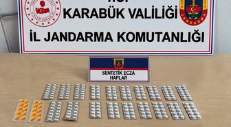 Karabük'te iki ayrı operasyonda 230 sentetik ecza hapı ele geçirildi