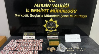 Mersin'de uyuşturucu operasyonunda 4 şüpheli tutuklandı, 1802 ecza hapı ele geçirildi