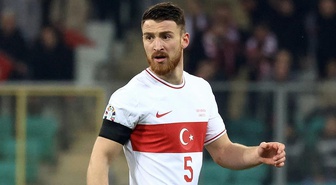 Salih Özcan kimdir, Almanya yerine neden Türkiye'yi seçti? Beşiktaşlı orta saha kaç yaşında, aslen nereli?