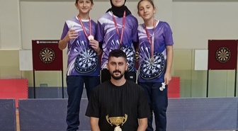 Sinop Türkeli Ayaz Ortaokulu Kız Dart Takımı, üst üste dördüncü kez il şampiyonu oldu
