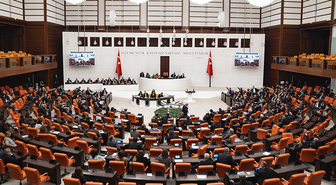 TBMM'de Kızılay Kanun Teklifi görüşmeleri başladı, muhalefetten denetim uyarısı geldi