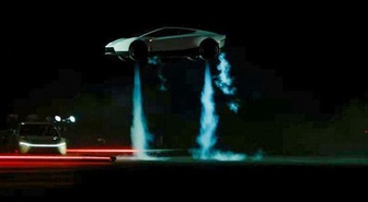 Tesla uçan araba gerçekten uçabiliyor mu? Tesla Roadster uçabiliyor mu? Tesla Roadster ne zaman satışa çıkacak, fiyatı ne kadar olacak?