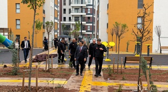 AFAD ve yabancı heyet Nurdağı'nda 6 Şubat depremleri sonrası çalışmaları inceledi