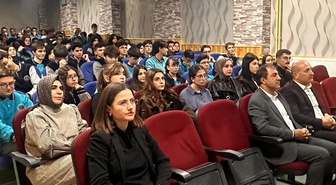 Bayburt Fen Lisesinde eTwinning etkinliği öğrencilere Erasmus+ fırsatlarını tanıttı