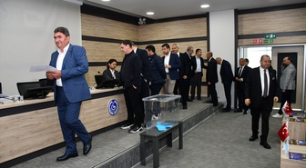 Biga TSO'da Tevfik Başarır meclis başkanı, Şadan Doğan 4. kez yönetim kurulu başkanı oldu