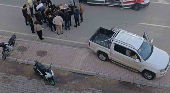 Elazığ'da Malatya Caddesi'nde pick-up ile motosiklet çarpıştı, motosikletli yaralandı