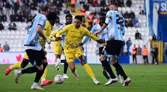 Erzurumspor FK, Süper Lig'de Eyüpspor'u 2-0 yenerek puanını 11'e çıkardı