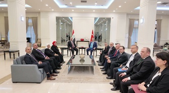 Fidan, Bağdat'ta İslam İşbirliği Teşkilatı toplantısında Türkmen heyetini kabul etti