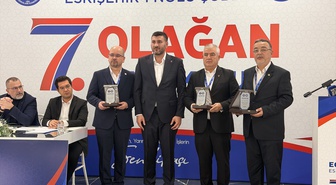 İbrahim Akar, Eğitim-Bir-Sen Eskişehir 1 No'lu Şubesinin başkanlığına yeniden seçildi