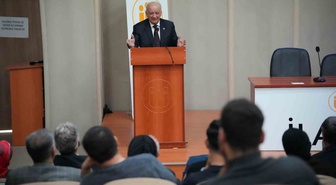 İnönü Üniversitesi'nde konferansta Durmuş Boztuğ, Alevi ocaklarının doğuşunu anlattı