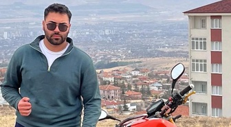 Niğde'de otomobille çarpışan motosikletin 21 yaşındaki sürücüsü hastanede öldü
