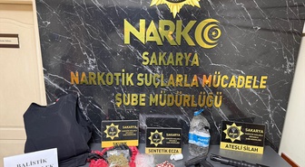Sakarya'da uyuşturucu operasyonunda gözaltına alınan 3 şüpheli tutuklandı