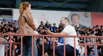 Serkan Cebanay, Erzurumspor-Eyüpspor maçı öncesi Buse Yıldırım'a evlenme teklif etti