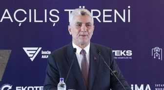 Ticaret Bakanı Bolat, tekstilde 2026'nın toparlanma yılı olduğunu açıkladı