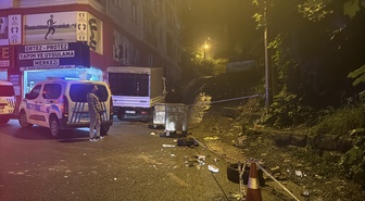 Zonguldak'ta metruk binanın bir bölümü yağış nedeniyle çöktü