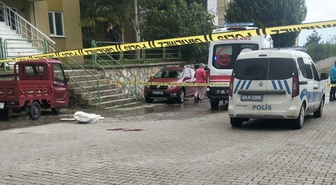 Adapazarı'nda eski komşu kavgasında 35 yaşındaki Hakan Turak tabancayla öldürüldü