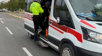 Adıyaman'da kilitli parke taşına çarparak devrilen motosiklette 1 kişi yaralandı