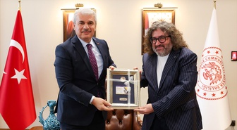 AKSED Başkanı Günay, Konya Valisi Akın'a derneğin çalışmalarını anlattı