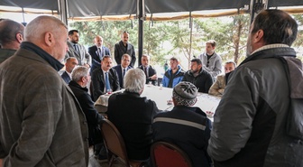 Anahtar Parti Genel Başkanı Ağıralioğlu, Sakarya'da selzedelere geçmiş olsun dedi