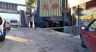 Bursa'da eğlence mekanına otomobilden ateş açıldı, polis şüphelileri arıyor