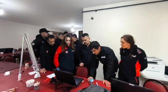 Gebze'de sele kapılan cipte kaybolan kişi için arama çalışmaları sürüyor