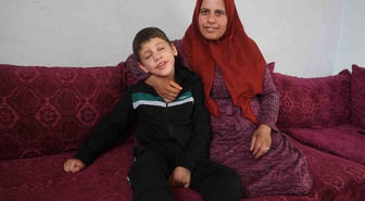 Hataylı 8 yaşındaki çocuk, Ankara'daki özel hastanede göz ameliyatı oldu