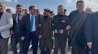 Kars'ın Selim ilçesinde Kaynarlı köyünde 4 kilometrelik beton yol tamamlandı