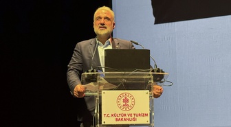 'Kudüs'ten Kaşgar'a Eğitim Seminerleri'nin kapanışı İstanbul'da yapıldı