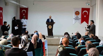 Malatya Valisi Yavuz, İmam Hatip okullarını İslam dünyasına model gördü