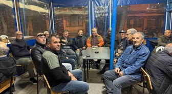 MHP Gömeç İlçe teşkilatı, zeytin üreticilerinin sorunlarını Ulubeyler'de dinledi