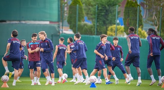 Trabzonspor, Papara Park'ta Beşiktaş'la oynayacağı maçın hazırlıklarını tamamladı